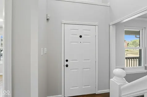 7975 Meadow Bend Circle Indianapolis IN 46259