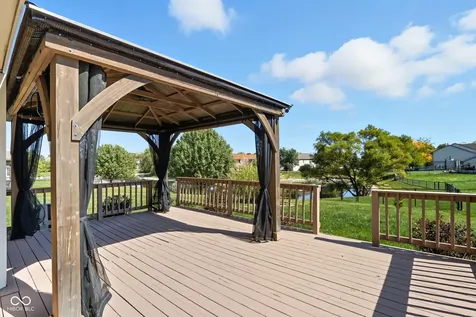 7975 Meadow Bend Circle Indianapolis IN 46259