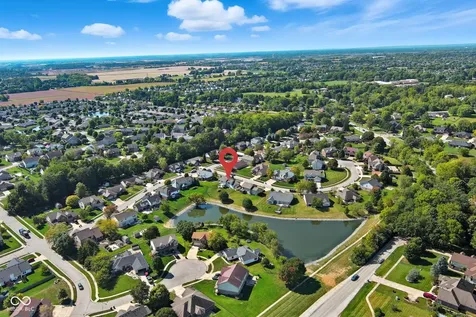 7975 Meadow Bend Circle Indianapolis IN 46259