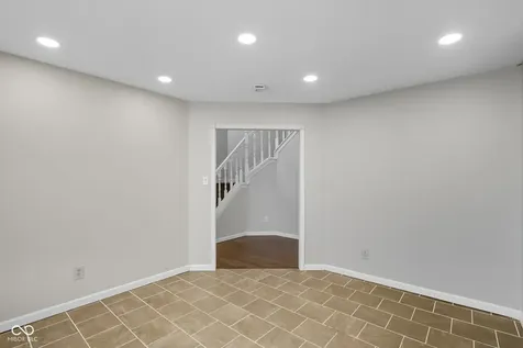 7975 Meadow Bend Circle Indianapolis IN 46259