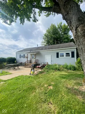 8321 N County Road 75 E Lizton IN 46149