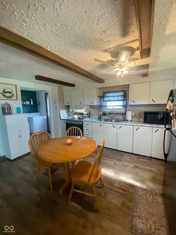 8321 N County Road 75 E Lizton IN 46149