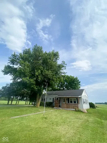 8321 N County Road 75 E Lizton IN 46149