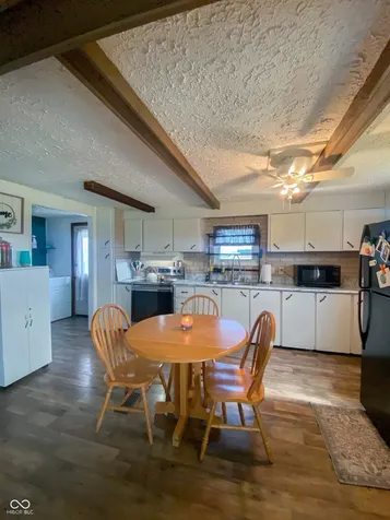 8321 N County Road 75 E Lizton IN 46149