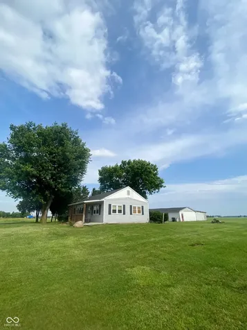 8321 N County Road 75 E Lizton IN 46149