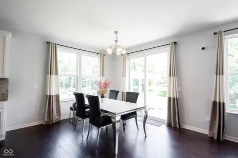 13111 Avon Cross Way Fishers IN 46037