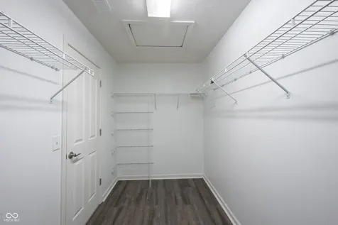 13111 Avon Cross Way Fishers IN 46037