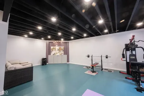 13111 Avon Cross Way Fishers IN 46037