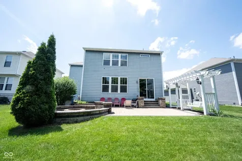 13111 Avon Cross Way Fishers IN 46037
