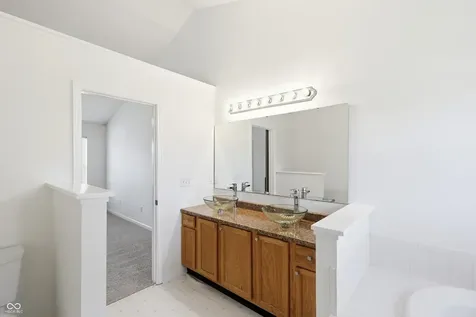 10098 Long Meadow Drive Fishers IN 46038