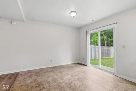 7502 Redcliff Road Indianapolis IN 46256