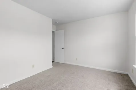 7502 Redcliff Road Indianapolis IN 46256