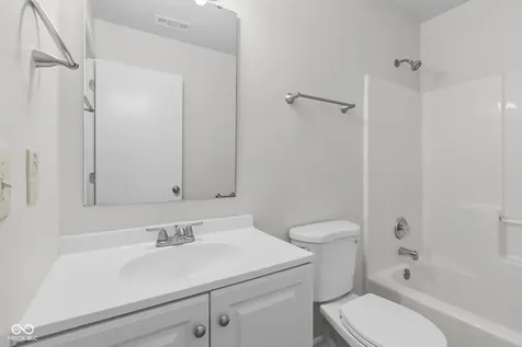 7502 Redcliff Road Indianapolis IN 46256