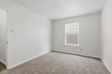7502 Redcliff Road Indianapolis IN 46256