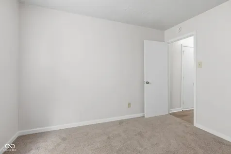 7502 Redcliff Road Indianapolis IN 46256