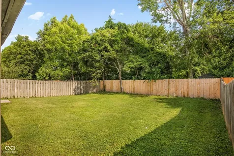 7502 Redcliff Road Indianapolis IN 46256