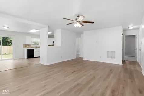 7502 Redcliff Road Indianapolis IN 46256