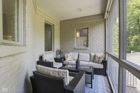 12093 Hawthorne Ridge Fishers IN 46037