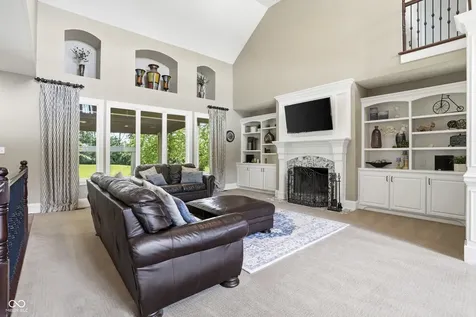 12093 Hawthorne Ridge Fishers IN 46037