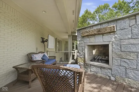 12093 Hawthorne Ridge Fishers IN 46037