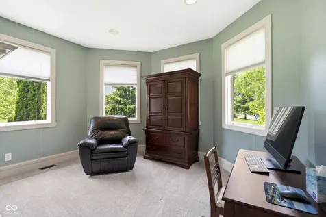 12093 Hawthorne Ridge Fishers IN 46037