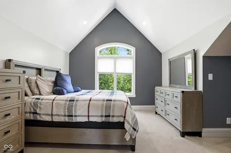 12093 Hawthorne Ridge Fishers IN 46037