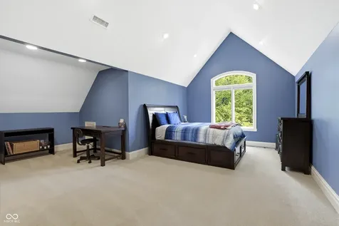 12093 Hawthorne Ridge Fishers IN 46037