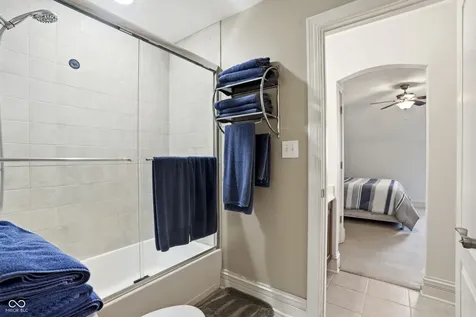 12093 Hawthorne Ridge Fishers IN 46037