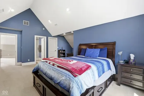 12093 Hawthorne Ridge Fishers IN 46037