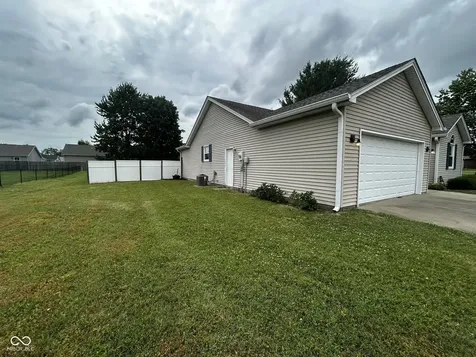 4684 Hackberry Drive Columbus IN 47201