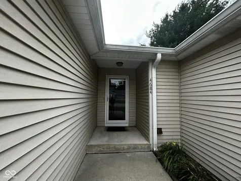4684 Hackberry Drive Columbus IN 47201