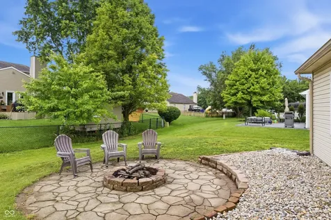 13847 Waycross Drive Fishers IN 46038