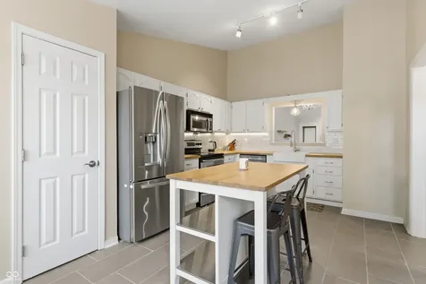 13847 Waycross Drive Fishers IN 46038
