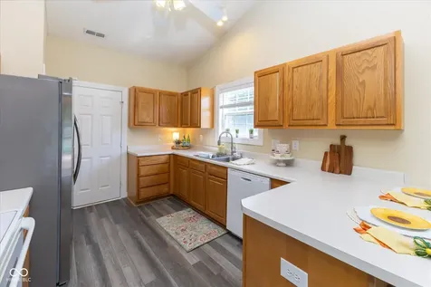 5826 Scotland Street Indianapolis IN 46234