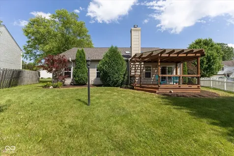5826 Scotland Street Indianapolis IN 46234
