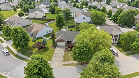 5826 Scotland Street Indianapolis IN 46234