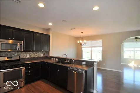 6120 Pebblebrooke Road Whitestown IN 46075