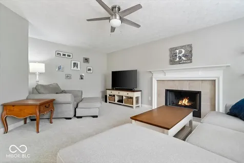16758 Wanatah Trail Westfield IN 46074