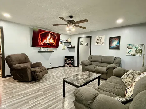 5349 Gambel Road Indianapolis IN 46221