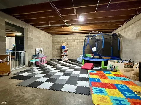5349 Gambel Road Indianapolis IN 46221