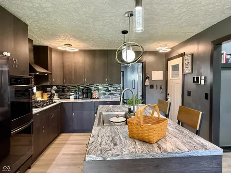 5349 Gambel Road Indianapolis IN 46221