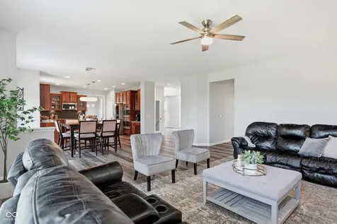 11550 Buckskin Zionsville IN 46077