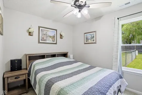 4027 Fairoaks Court Franklin IN 46131