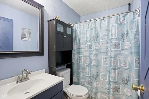 4027 Fairoaks Court Franklin IN 46131
