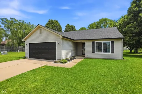 4027 Fairoaks Court Franklin IN 46131