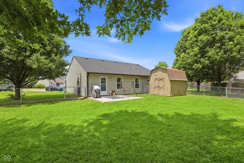 4027 Fairoaks Court Franklin IN 46131