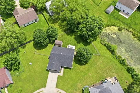 4027 Fairoaks Court Franklin IN 46131
