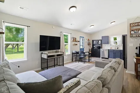 4027 Fairoaks Court Franklin IN 46131