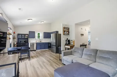 4027 Fairoaks Court Franklin IN 46131