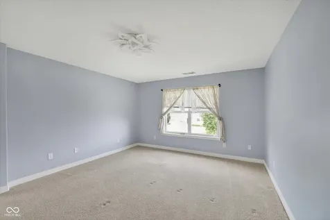 8274 Shute Circle Avon IN 46123